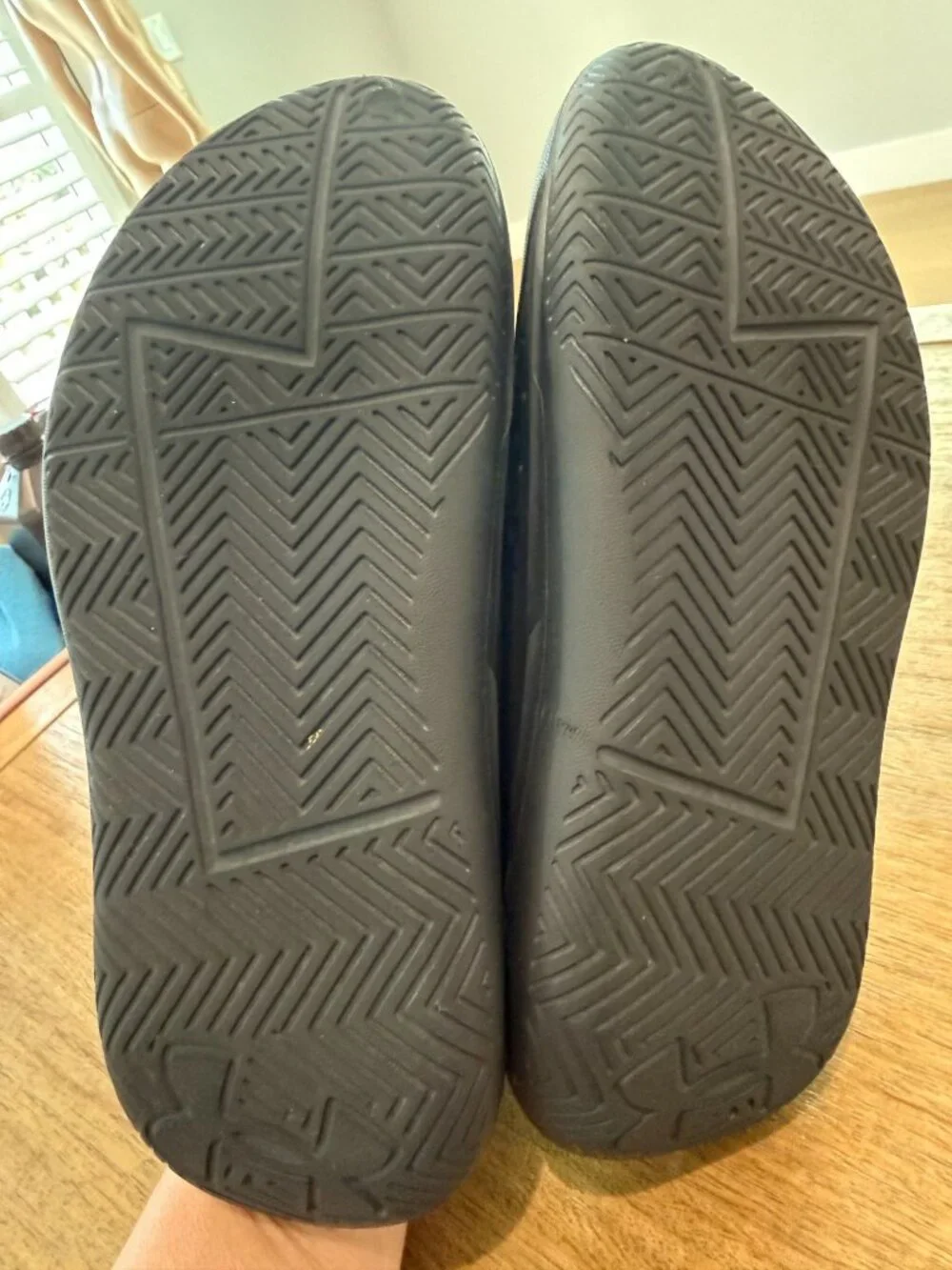 Under Armour Curry Brand Foam Clogs / Slides – Men's Size 7
